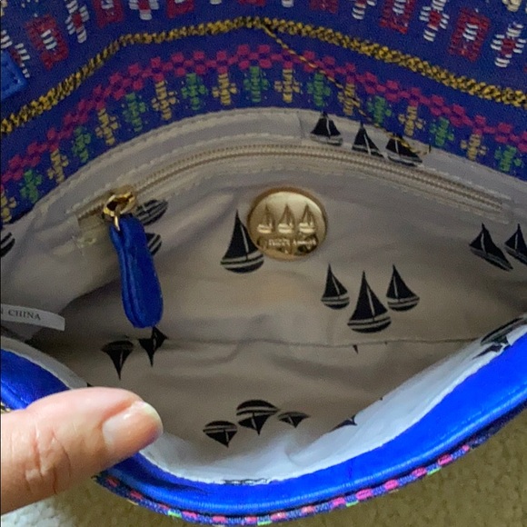 Clutch - Picture 3 of 12